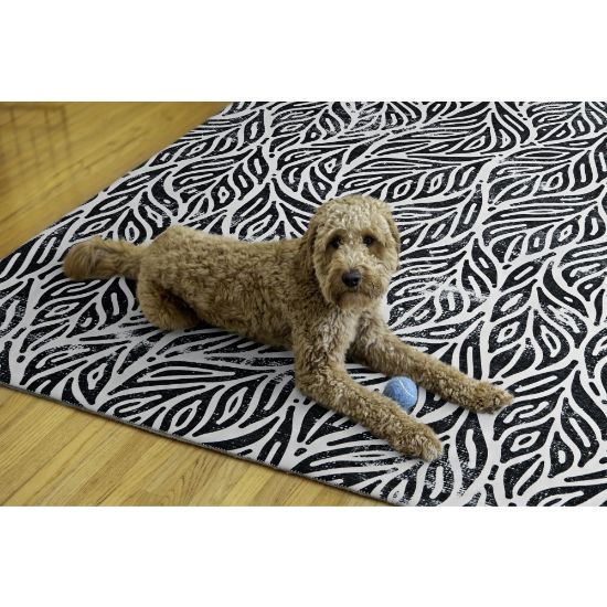 Picture of Linon Washable Indoor Rug, Brigid, 5ft x 7ft, Ivory/Black